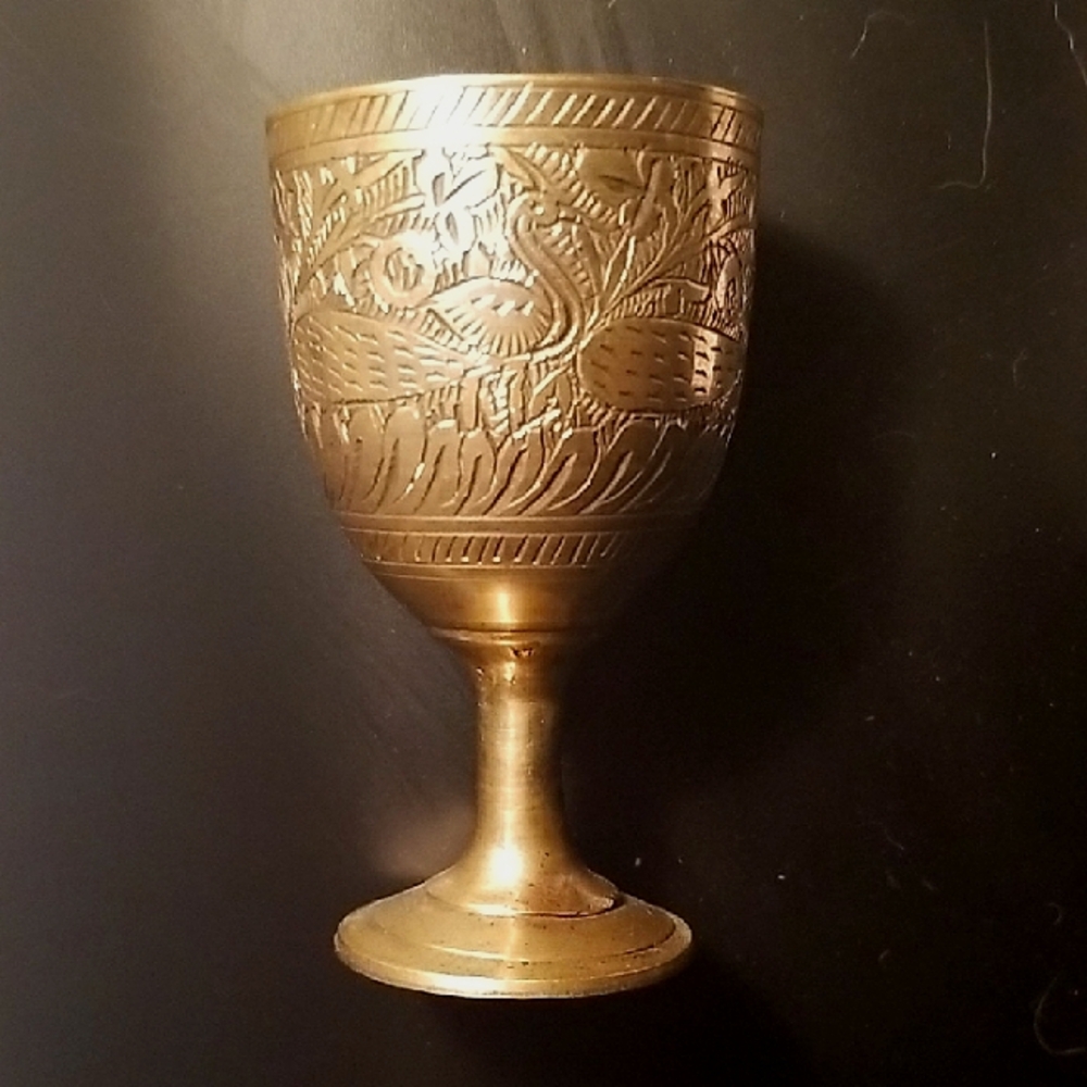 [UNKNOWN] Etched Brass Egg Cup